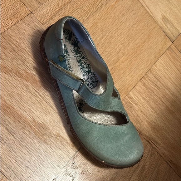 Teal El Naturalista Mary Jane Flats, size 40 - Picture 6 of 7